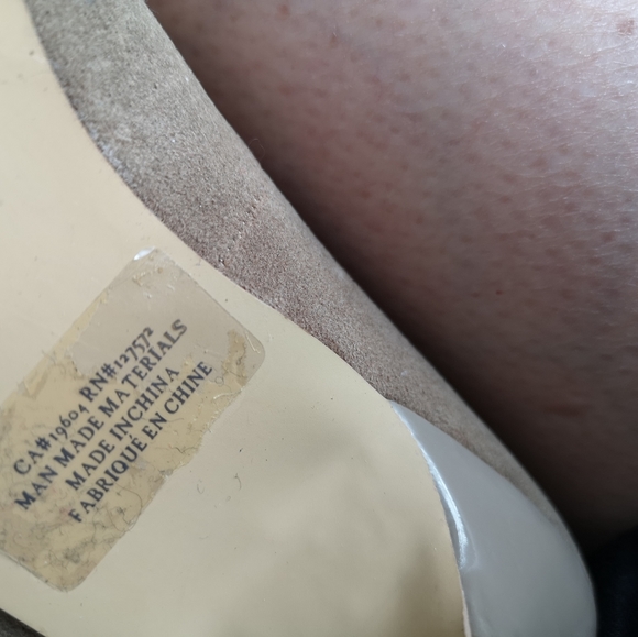 Ladies heels Size 35 (heels 2 1/4") - Picture 5 of 6